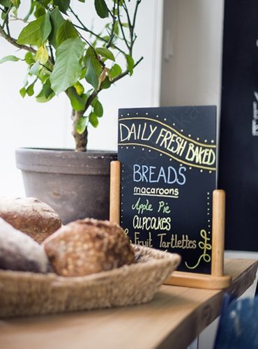 Elegant A5 krétás menütartó - FAtalp bükk - Securit® (ELE-B-ME)