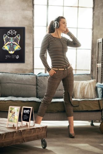 Krétatábla 60x80cm WOODY WALL - FEKETE keret (WBW-BL-60-80)